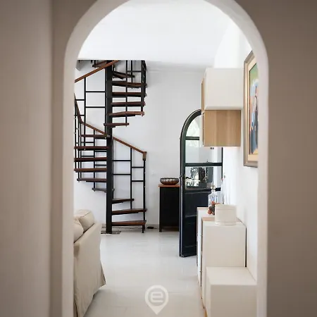 Due Mari Villa *